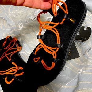 NWT Teva corded sandals